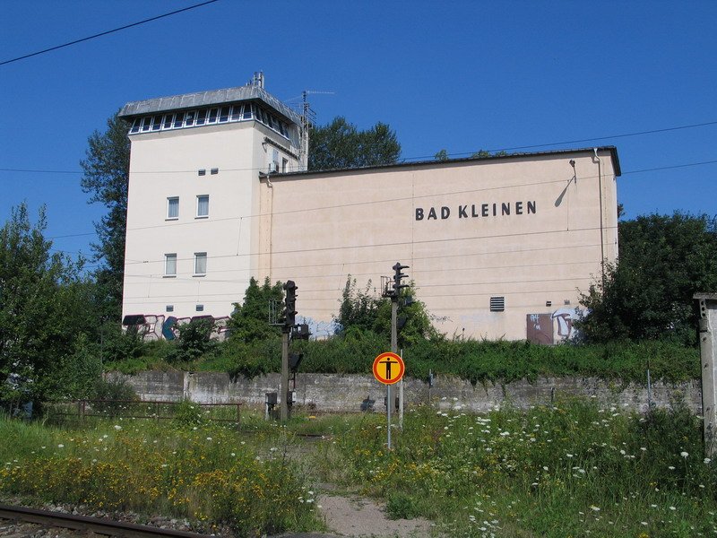 Hier steht das Stellwerk B1 in Bad Kleinen. 17.07.2007
