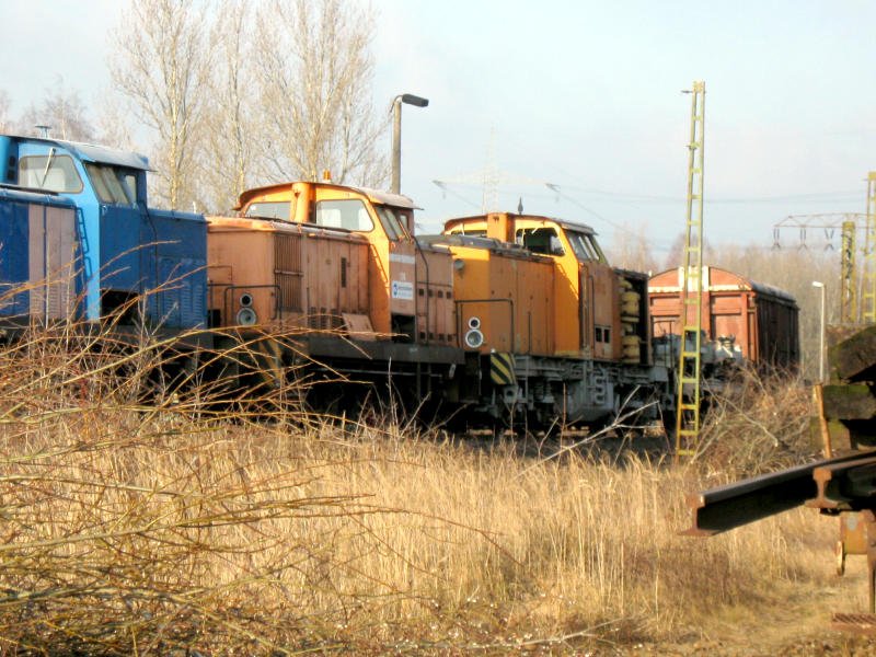 Hinter einigen V60 steht eine weitere 745, Espenhain 26.12.08