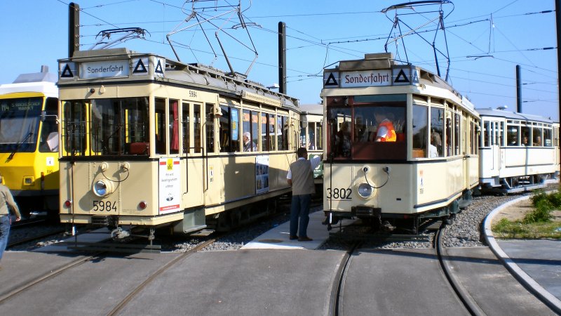 Hist. Strassenbahnz�ge an der Endschleife Falkenberg, 23. 9. 2007