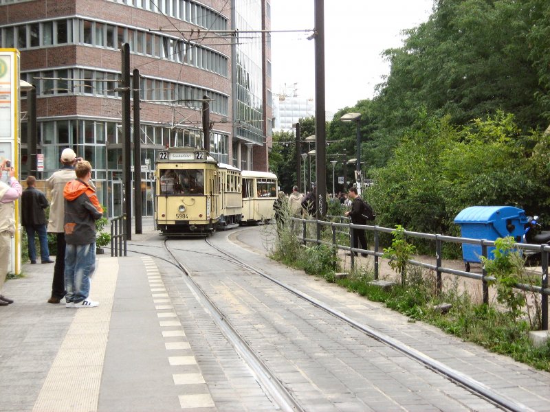 Hist. Strassenbahnzug am Hackschen Markt, Berlin 13. 7. 2008