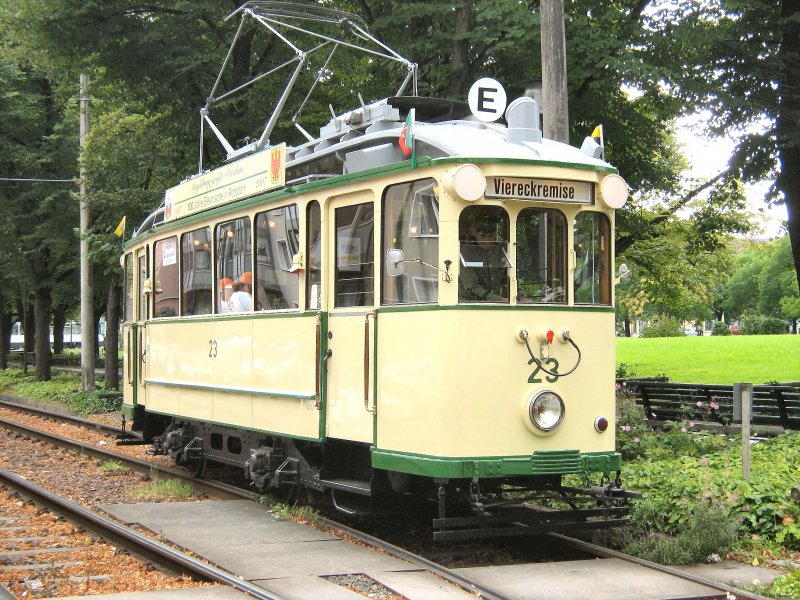 Hist. Triebwagen 23 aus Magdeburg in Potsdam zum Jubilum September 2007