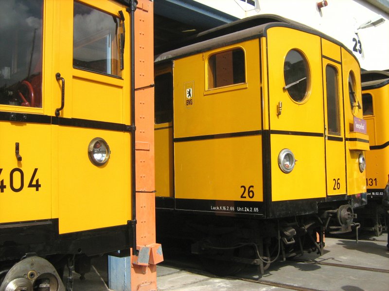 Hist. U-Bahnwagen in der Werkstatt Seestrasse, Tag der offenen T�r der BVG am 7. 9. 2008
