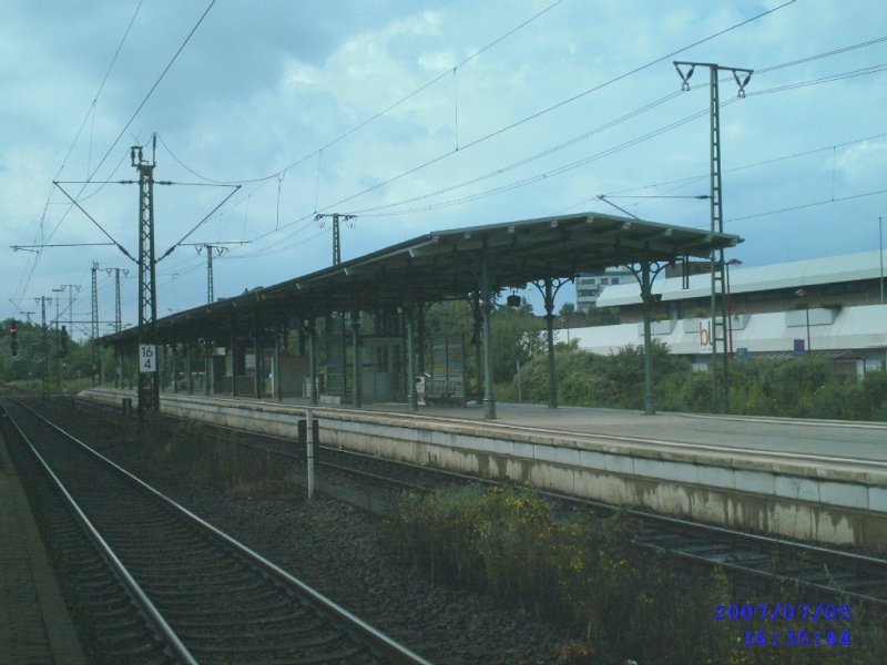 Historische Bahnsteig�berdachung
