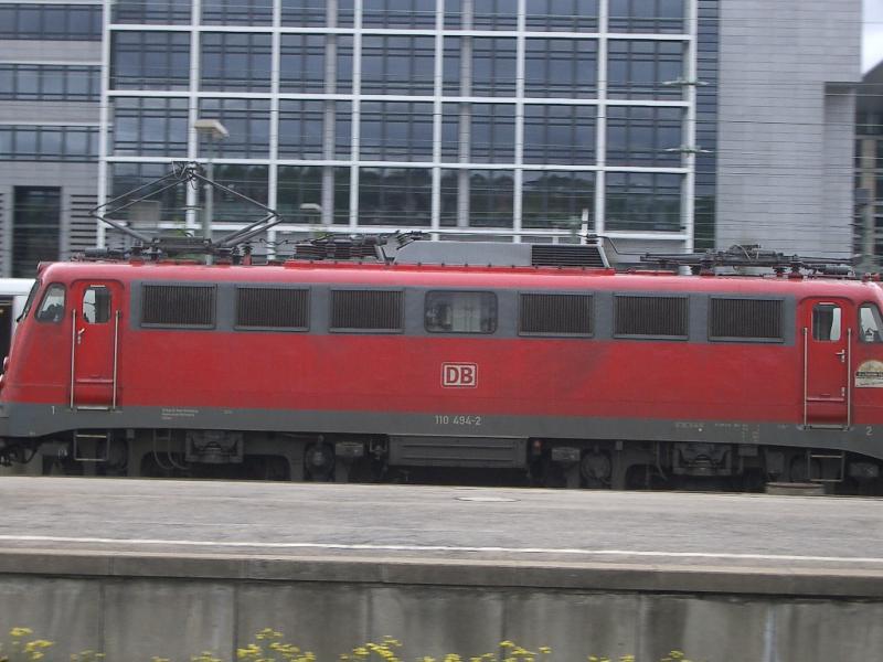 Hmm...sorry for the missing noses!