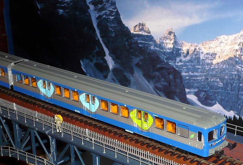 Hornby-Jouef 4012, Steuerwagen aus dem RIB-Nahverkehrs-Wagen-Set der SNCF Transilien, 1 Steuerwagen, 1 Zwischenwagen, 1 Endwagen, 07.10.2008