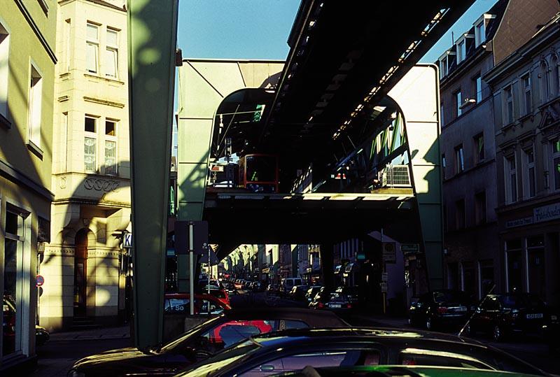 Hp Sonnborner Stra�e, neugebaut und im M�rz 2003 wieder in Betrieb