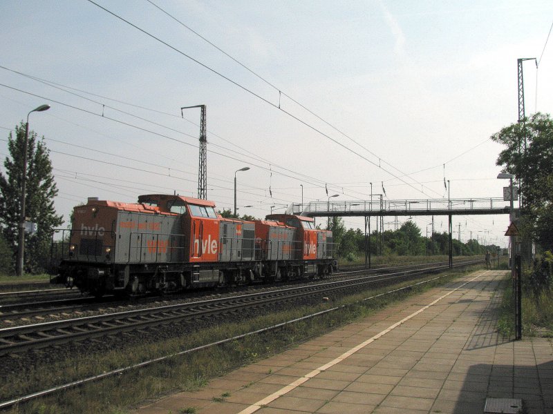 HVLE doppel mit V160.7 vorn am 17.08. durch Saarmund. Im 
Hintergrund zu sehen Hannes M�ller.