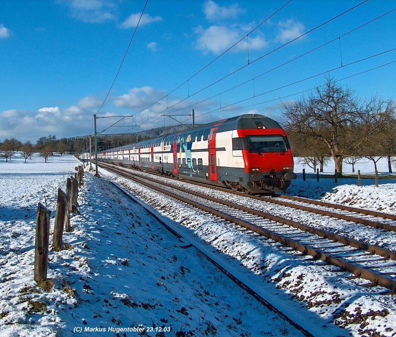 IC 2000 am 23.12.03 auf der Strecke Wil- St.Gallen bei Algetshausen-Henau