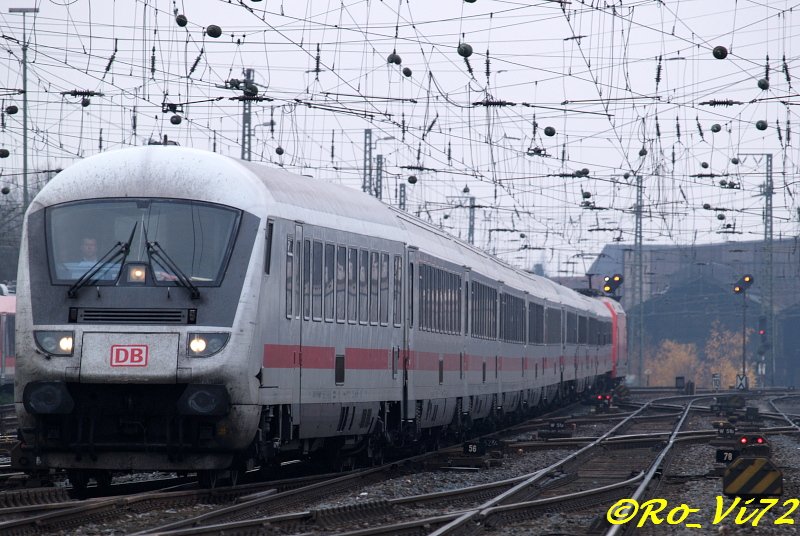 IC 2116 Stuttgart-Ostseebad Binz, hier in Dortmund Hbf. 24.11.2007.