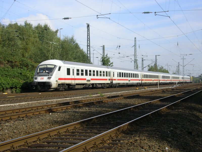 IC 2152 von Leipzig nach D�sseldorf,im Schub die 101 141,
Durchfahrt in BO Ehrenfeld.(26.09.2008)
