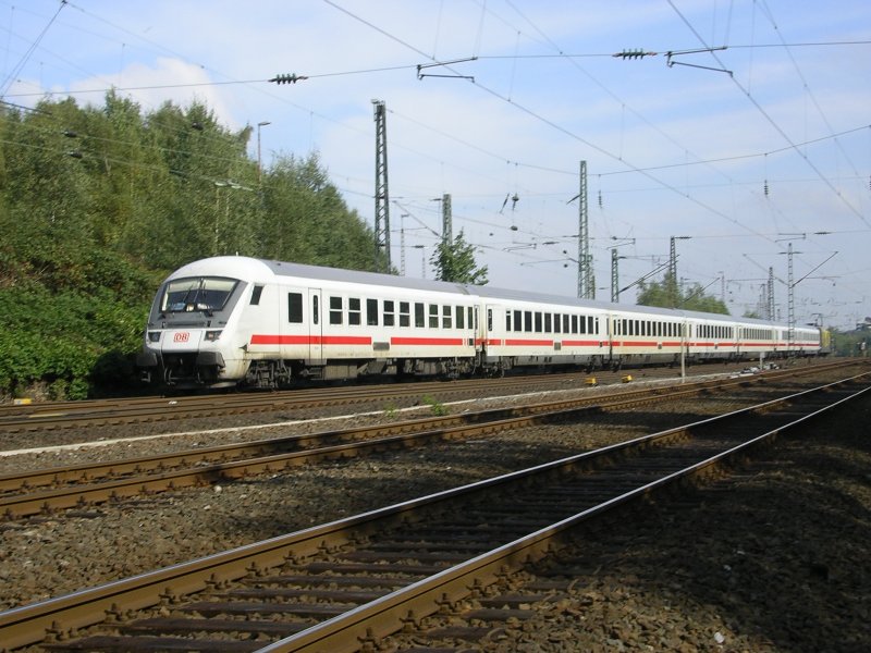 IC 2152 von Leipzig nach Dsseldorf,im Schub die 101 141,
Durchfahrt in BO Ehrenfeld.(26.09.2008)