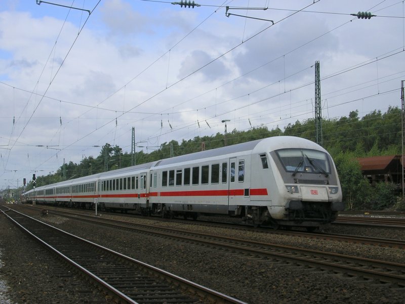 IC 2310 von Frankfurt/Main nach Westerland/Sylt mit Kurswagen nach Dagebll Mole erreicht in Krze Bochum Hbf.,im Schub die 101 039-6.(13.08.2008)
