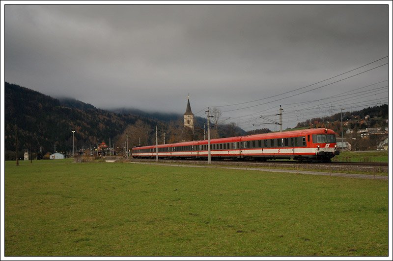 IC 511 „Fischer von Erlach“ von Salzburg nach Graz mit Steuerwagen 6010 006 an der Spitze und Triebkopf 4010 029 am Zugende, am 9.11.2008 in Kammern aufgenommen.