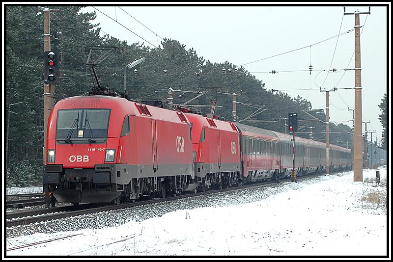 IC 532  KELAG Energie Express  von Villach nach Wien-Sd am 26.2.2006 bespannt mit einem 1116er Tandem angefhrt von 1116 143.