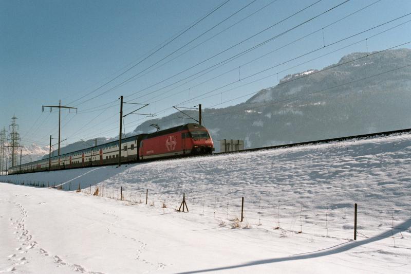IC Chur-Zrich HB am 12.02.2006 zwischen Weesen und Ziegelbrcke.