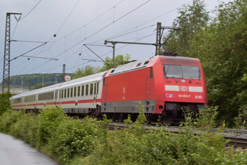 IC mit 101 am ende des Zuges