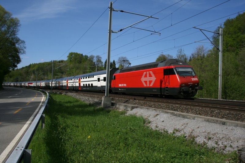 IC St. Gallen - Genf unterwegs zwischen Winterthur und Kemptthal. 