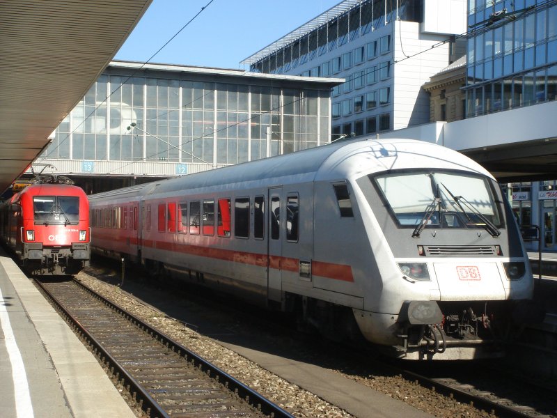 IC Steuerwagen und Taurus BB Lok im Bahnhof Mnchen Hbf am 19.05.07