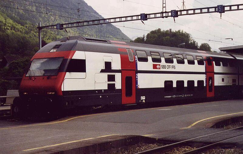 IC2000-Steuerwagen im Mai 2000 in Interlaken