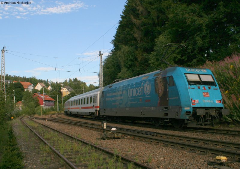 IC2371 (hamburg Altona-Konstanz) mit Schublok 101 016-4  Unicef  am ex. Bf Somemrau 10.08.08.