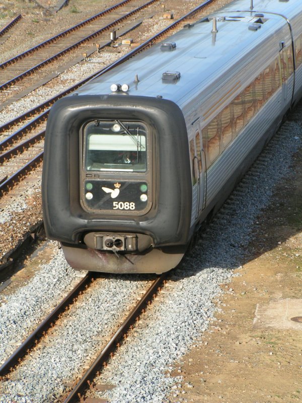 IC3 5088 der DSB fhrt in Esbjerg ein und wird spter nach Kopenhagen zurck fahren. (Esbjerg 11.03.2007)