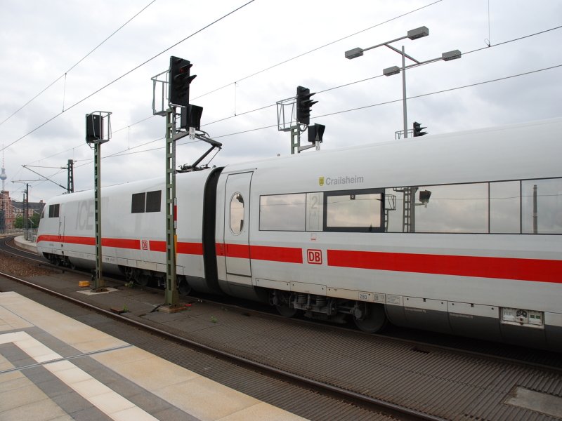 ICE 1 ''Crailsheim'' Bei Der Abfahrt Vom Berliner Hbf.Sein Ziel Ist Berlin Ostbahnhof Aufgenommen Am 02.06.07