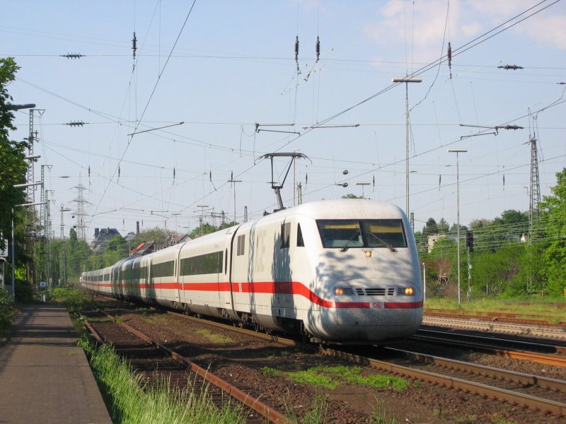 ICE 1 Durchfahrt am 09.05.2008 in KSO