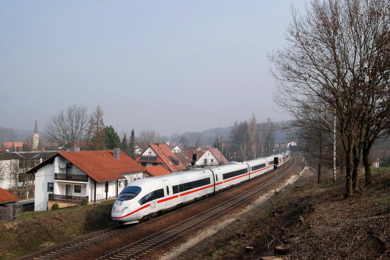 ICE 1021 in Reichertshausen (16.03.2007)