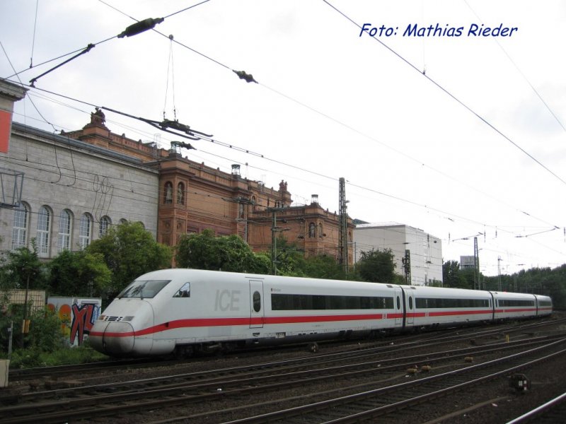 ICE 2 Bei der Einfahrt in den Hbf Hamburg, von Altona, am 08.08.08 in Hamburg