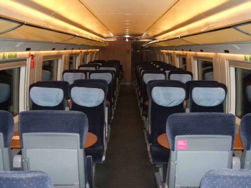 ICE 3 , 403 821-2 , 2.Klasse Wagen , 14.10.2007)
