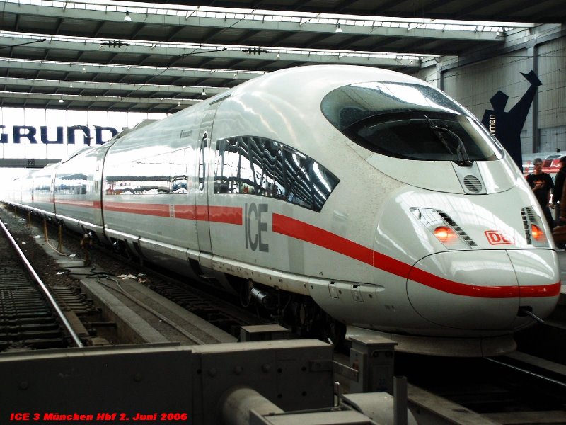 ICE 3 am 02.06.2006 im Mnchner Hauptbahnhof