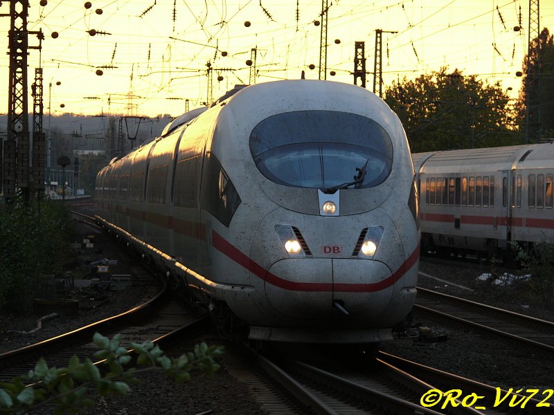 ICE 3. Bochum Hbf. 23.10.2007.