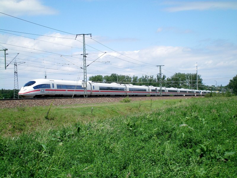 ICE 3 nach Kln hat eben die NBS aus Offenburg kommend verlassen und nimmt nun etwas langsamer Kurs auf Karlsruhe.16.05.09