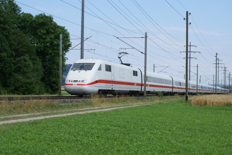 ICE 5 am 27.7.08 bei Kiesen.