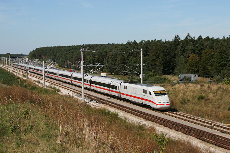 ICE 786 am 31.08.2009 bei Allersberg.