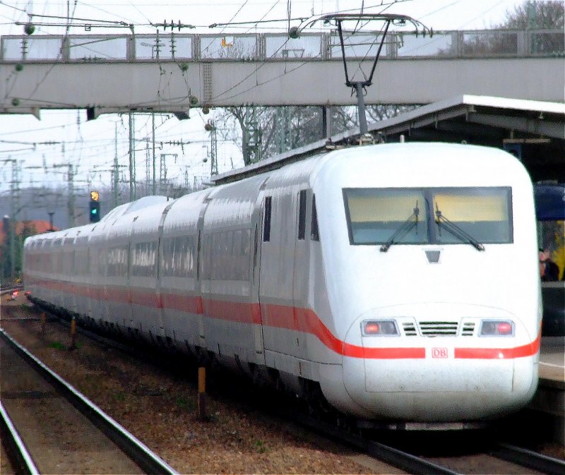 ICE 91 am 31.03.2007 bei der Ausfahrt aus Plattling.