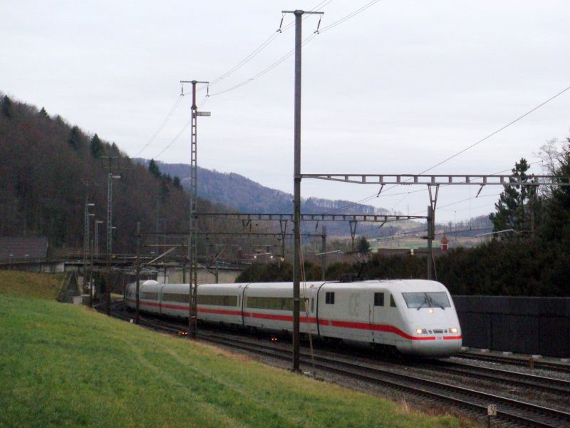 ICE BR 401 bei Tecknau am 09.01.2008