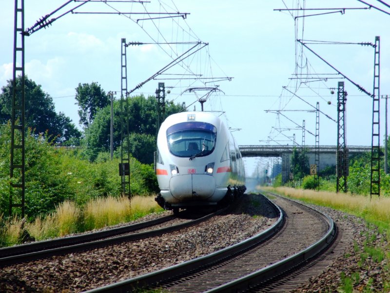 ICE nach Wien Westbahnhof kurz vor Plattling.