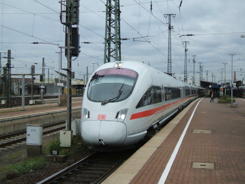 ICE T 1758 nach Kln mit TK 411 075-5 bei der Ausfahrt aus dem Dortmunder Hbf.(20.09.2007) 