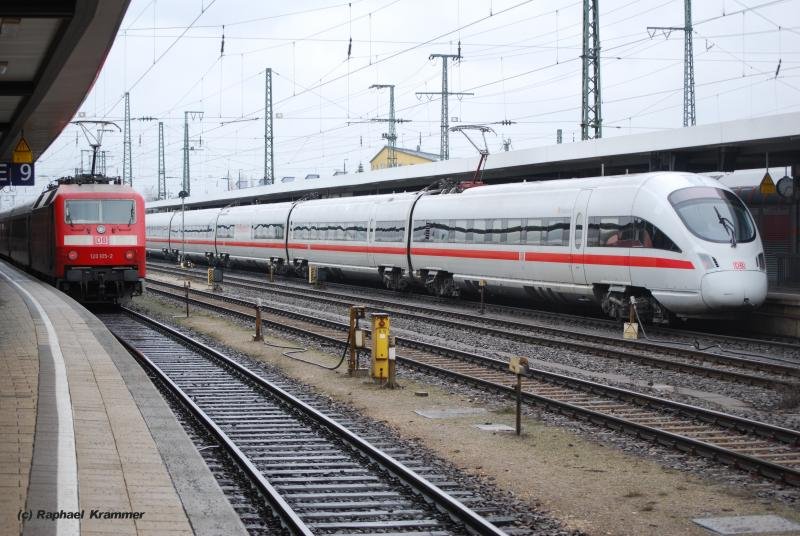 ICE-T 411 003-7 der DBAG am 10.03.09 in Nrnberg Hbf, welcher im sterreichverkehr eingesetzt wird. Das Fahrzeug trgt unter den DB-Emblemen die graue Aufschrift  In Kooperation mit BB .