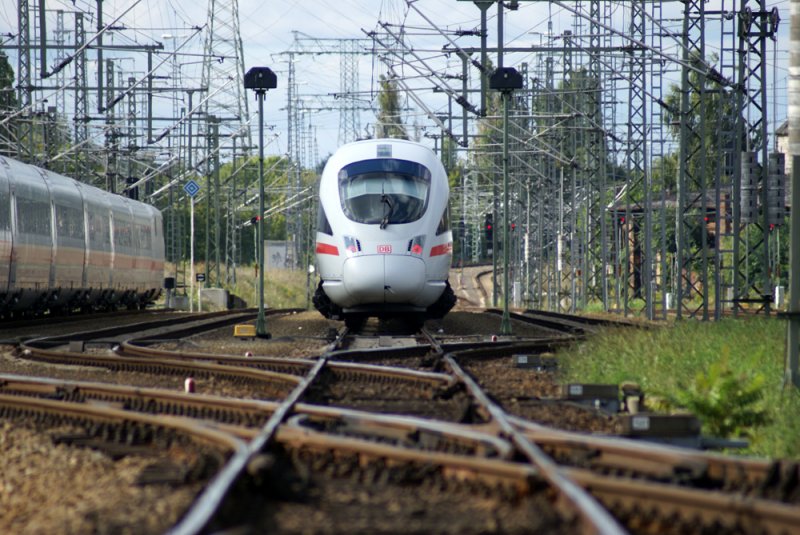ICE-T BR 411 beim Tag der offenen Tr ICE Werk Berlin Rummelsburg 13.09.2008