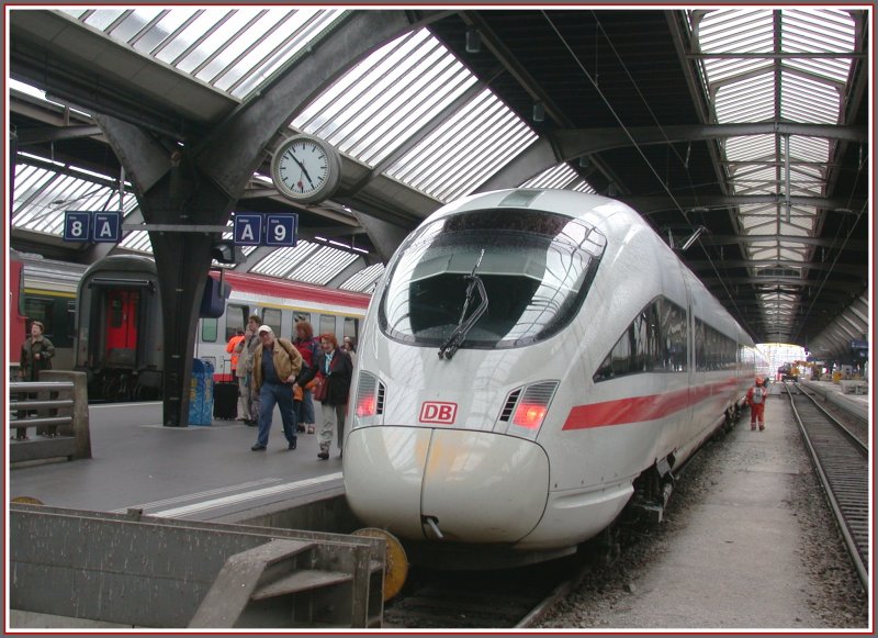 ICE-T BR415 fhrt um 17.05Uhr nach Stuttgart. Zrich HB 29.05.2007
