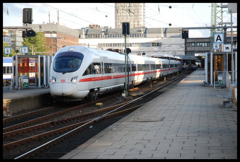 ICE T Kommend Von Berlin-Sdkreuz Im Bahnhof Hamburg-Altona Fhrt Danach Nach BW Langenfelde.07.07.07