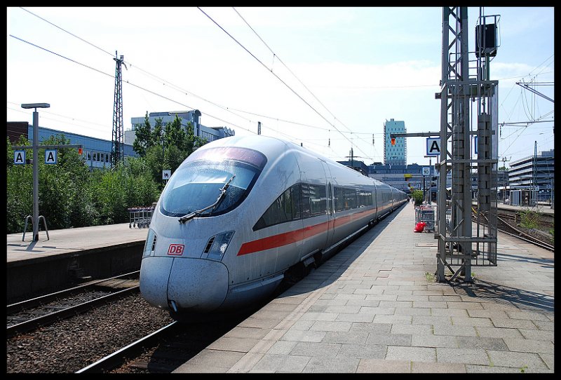ICE T Mit ICE 1613 Fhrt Gerade Aus Dem Bahnhof Hamburg-Altona Nach Mnchen-Hbf ber Berlin-Hbf (Tief)15.07.07