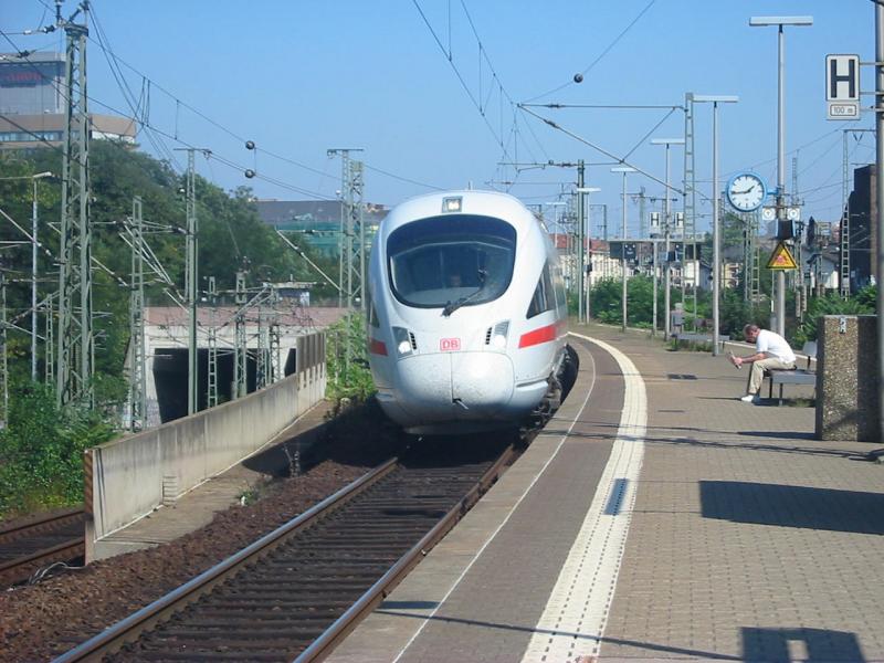 ICE-T2 in Frankfurt Sd.