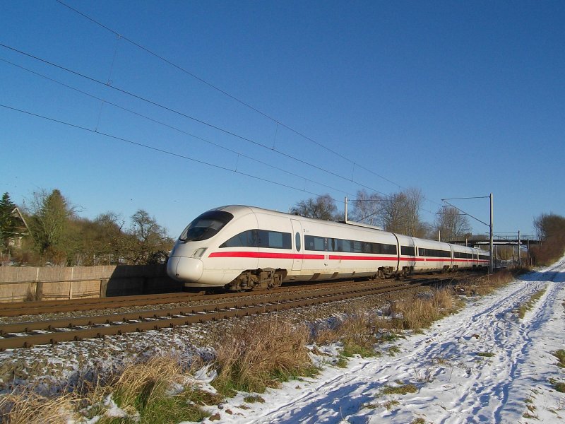 ICE TD  Jever  fhrt am 7.01.09 als ICE 38 Kopenhagen - Berlin-Ostbahnhof durch Altenfelde Richtung Hamburg Hbf.