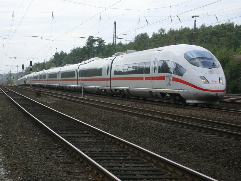 ICE3  Westerland/Sylt  mit Endwagen 403 531/403 531 und  Aachen 
mit den Endwagen 403 028/403 528 als ICE 610 von Mnchen Hbf. nach Dortmund Hbf.(20.08.2008)