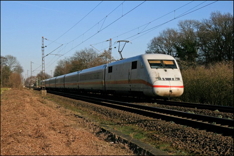 ICE941 von Dsseldorf Hbf nach Berlin-Ostbahnhof ist am 16.02.2008 bei Dortmund-Kurl Richtung Hamm (Westf) unterwegs