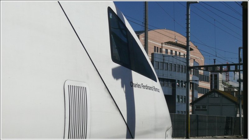 ICN Charles Ferdinand Ramuz verlsst den Bahnhof Olten. (16.05.2009)