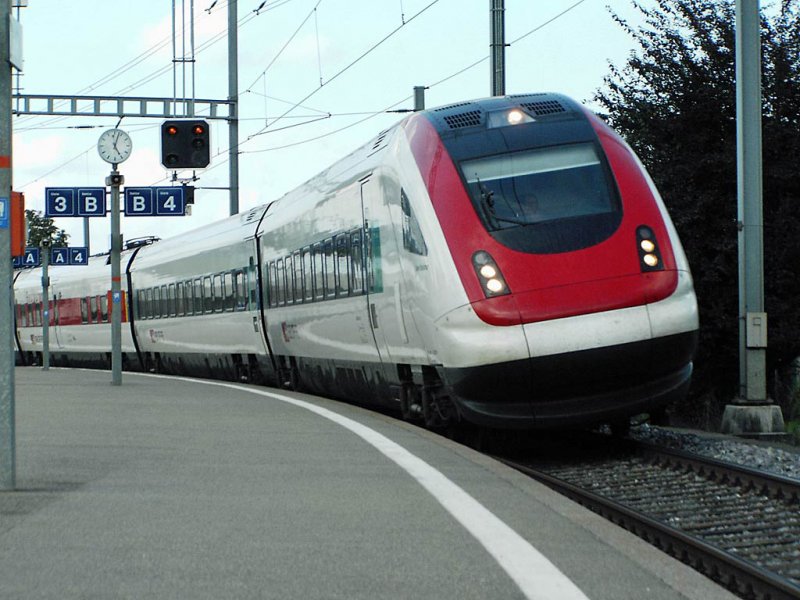 ICN von Zrich nach St.Gallen in Uzwil ( SG )